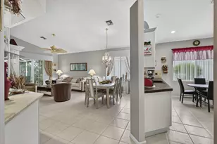 2260 Sapphire Cir, West Palm Beach, FL 33411 - Photo 13