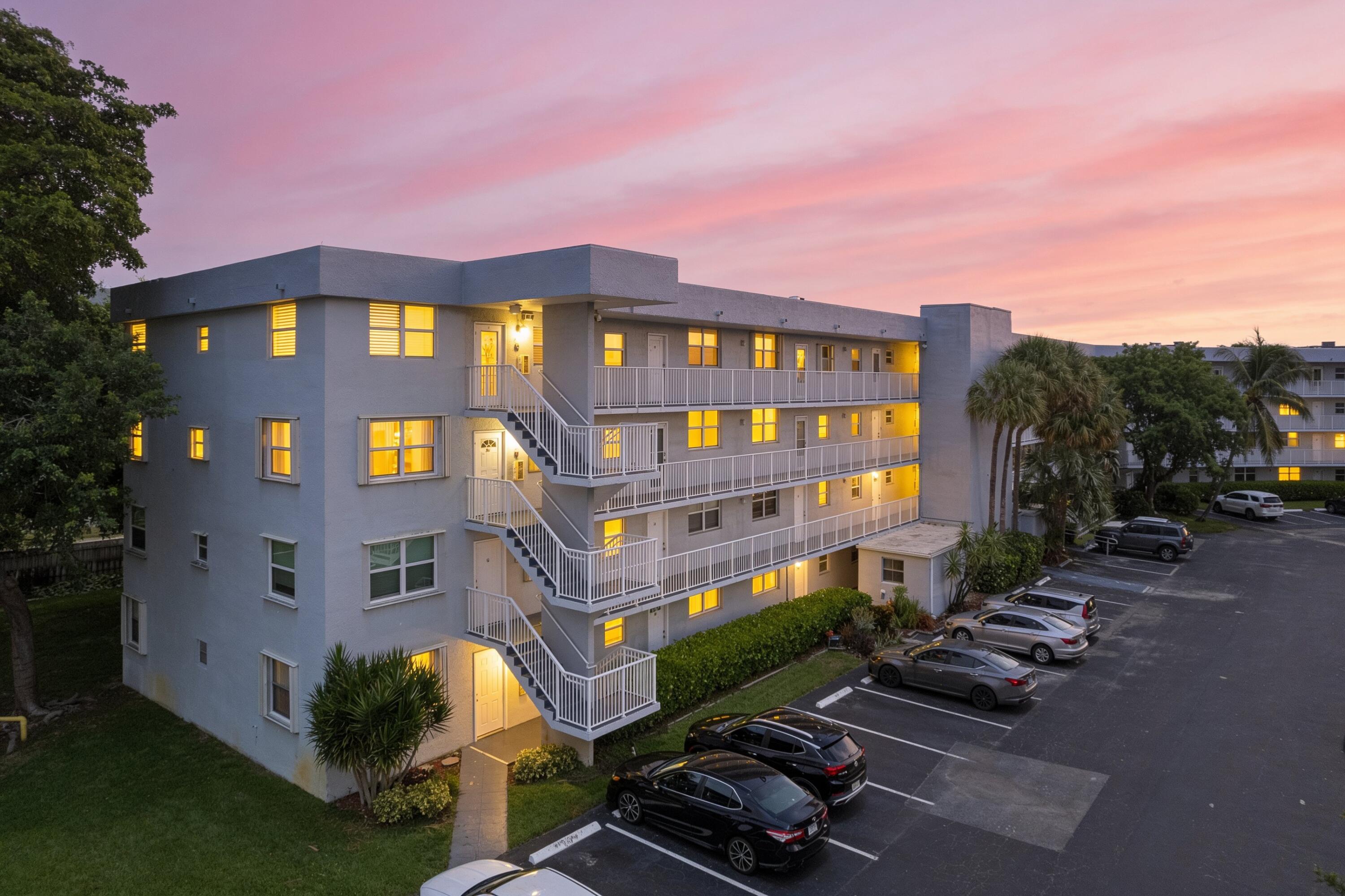 113 Royal Pk Dr #4A - 113 Royal Pk Dr #4A, Oakland Park, FL 33309 Luxury Property | Jose Angel Pina