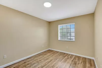 1302 Lucaya Drive, Riviera Beach, FL 33404 - Photo 21