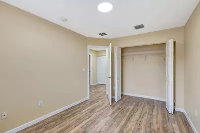1302 Lucaya Drive, Riviera Beach, FL 33404 - Photo 23