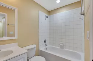 1302 Lucaya Dr, Riviera Beach, FL 33404 - Photo 31