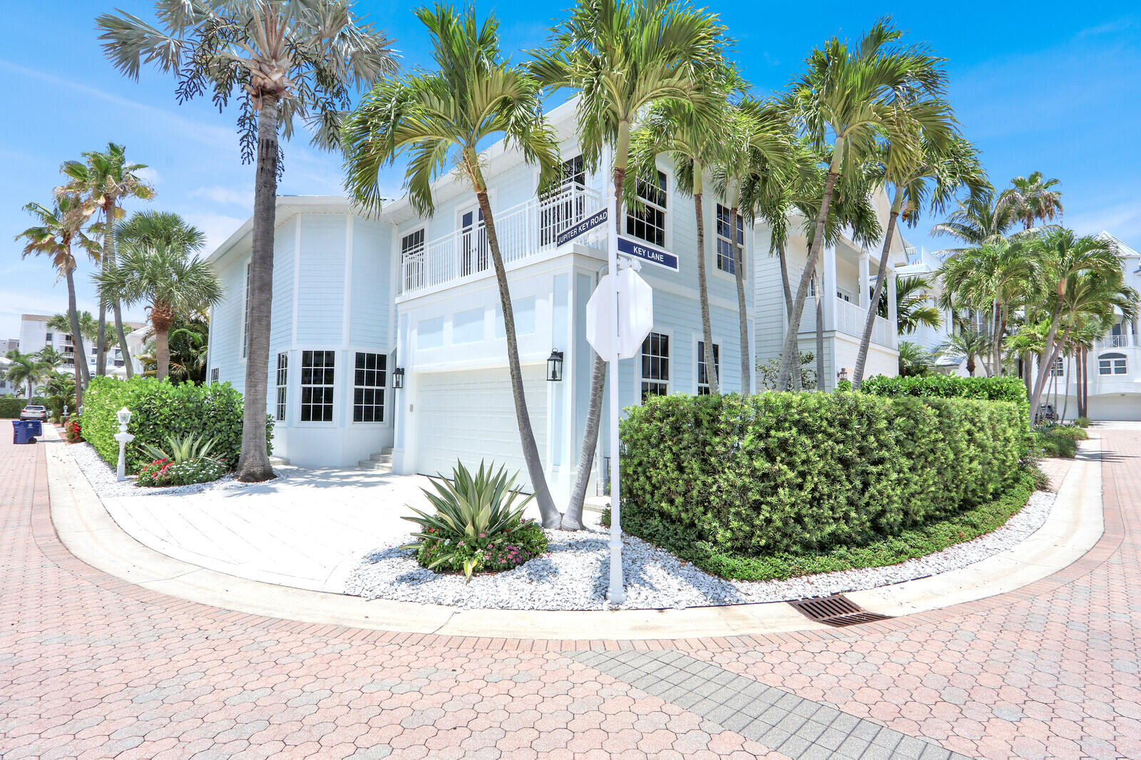 149 Jupiter Key Rd - 149 Jupiter Key Rd, Jupiter, FL 33477 Luxury Property | Jose Angel Pina