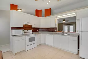 1137 SW Curtis St, Port Saint Lucie, FL 34983 - Photo 11