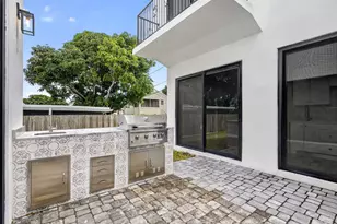 810 34th St, West Palm Beach, FL 33407 - Photo 29