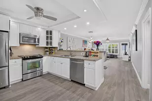 18940 Stewart Cir, Boca Raton, FL 33496 - Photo 7