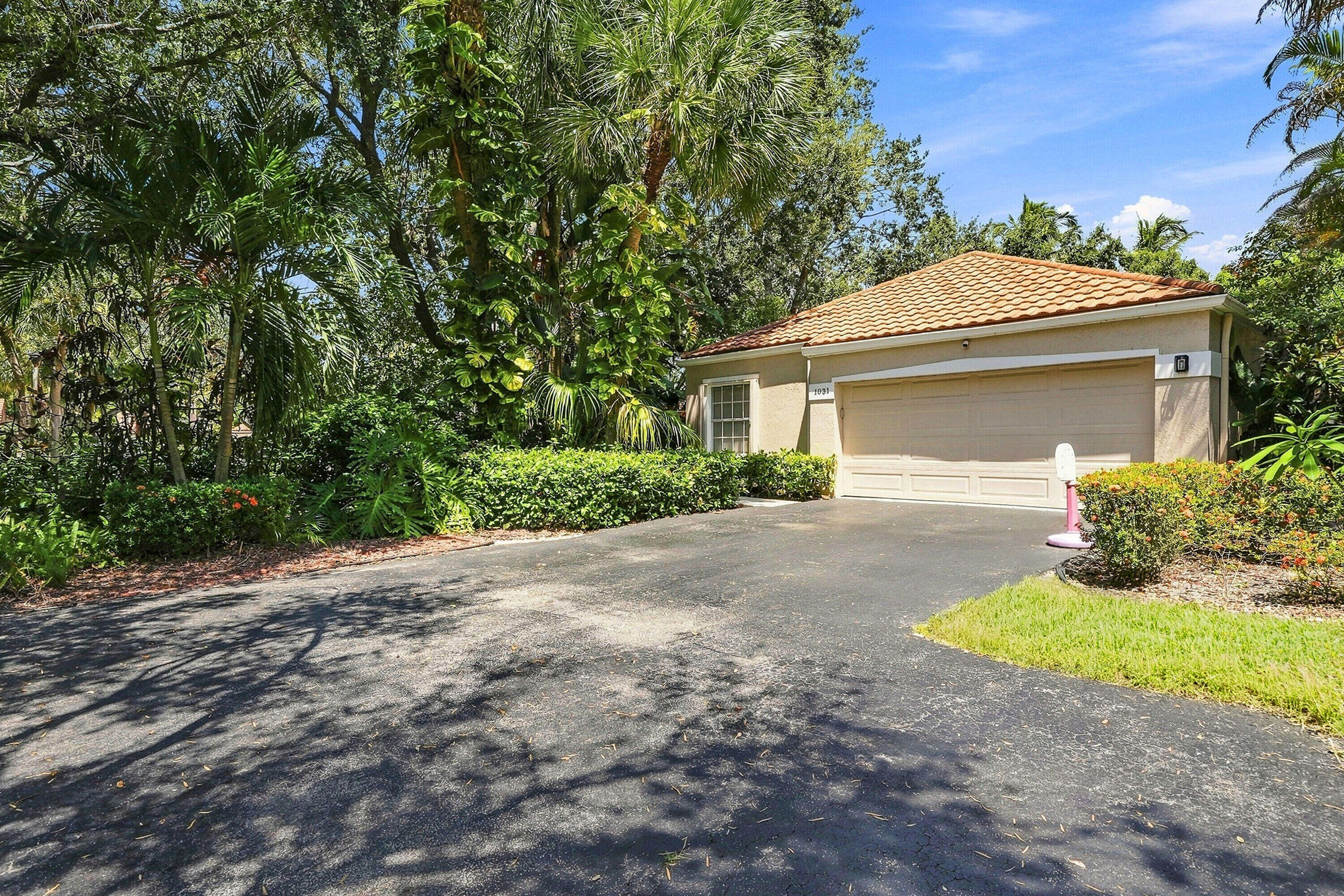 1031 NW 108th Ave - 1031 NW 108th Ave, Plantation, FL 33322 Luxury Property | Jose Angel Pina