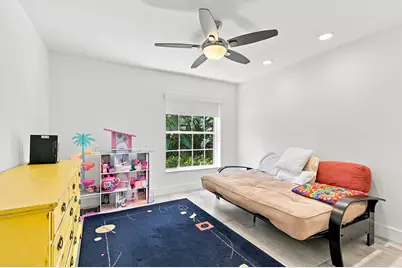 1031 NW 108th Avenue, Plantation, FL 33322 - Photo 29