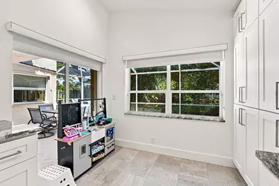 1031 NW 108th Avenue, Plantation, FL 33322 - Photo 17