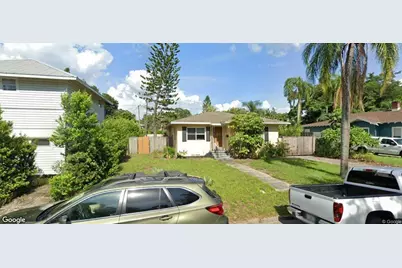2025 11th Street N, Saint Petersburg, FL 33704 - Photo 1
