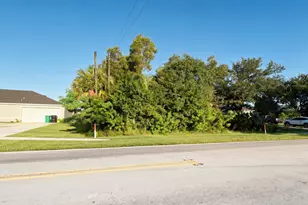 2298 SW Savona Blvd, Port Saint Lucie, FL 34953 - Photo 1