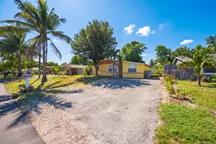 130 NE 21st Ct, Pompano Beach, FL 33060 - Photo 1