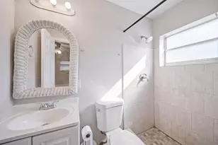 130 NE 21st Ct, Pompano Beach, FL 33060 - Photo 9