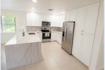 3257 Beechberry Circle, Davie, FL 33328 - Photo 3