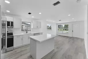 354 NW 4th Pl, Deerfield Beach, FL 33441 - Photo 3