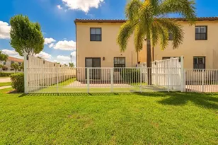 3002 Butternut Ln, Riviera Beach, FL 33410 - Photo 7