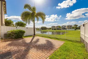 3002 Butternut Ln, Riviera Beach, FL 33410 - Photo 3