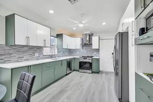 1066 Island Manor Dr, Greenacres, FL 33413 - Photo 13