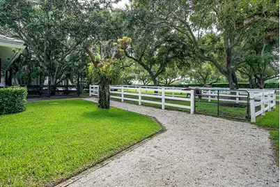 14565 Belmont Trace #(Barn), Wellington, FL 33414 - Photo 33