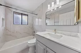 476 NW 38th Terrace, Deerfield Beach, FL 33442 - Photo 17