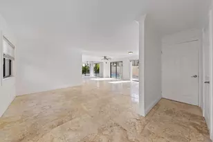 476 NW 38th Terrace, Deerfield Beach, FL 33442 - Photo 9
