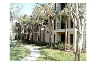 833 Riverside Dr, Coral Springs, FL 33071 - Photo 33