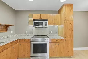 2200 White Pine Cir, Greenacres, FL 33415 - Photo 11