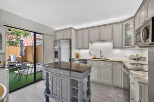 3202 Meridian Way N, Palm Beach Gardens, FL 33410 - Photo 5