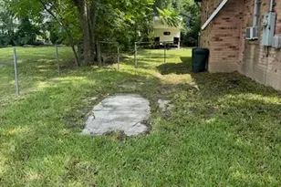 1751 W 20th St, Jacksonville, FL 32209 - Photo 15