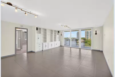 777 Bayshore Drive #701, Fort Lauderdale, FL 33304 - Photo 7