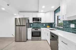 9235 SW 8th St, Boca Raton, FL 33428 - Photo 7