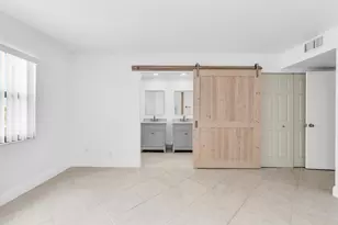 9235 SW 8th St, Boca Raton, FL 33428 - Photo 17