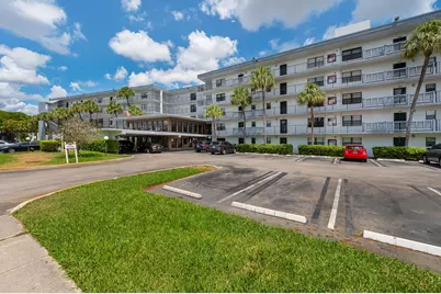 9235 SW 8th Street #405, Boca Raton, FL 33428 - Photo 3