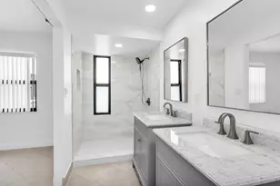 9235 SW 8th St, Boca Raton, FL 33428 - Photo 15