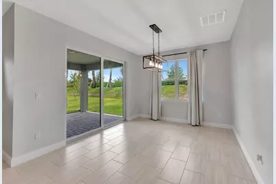 8606 Dahlia Circle, Port Saint Lucie, FL 34986 - Photo 11