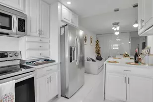 700 SE 6th Ave, Deerfield Beach, FL 33441 - Photo 1