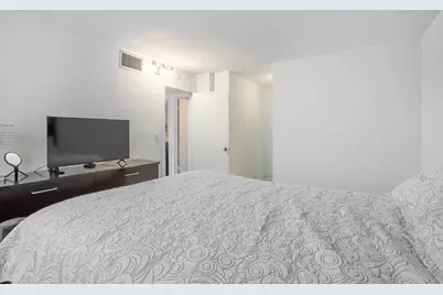 700 SE 6th Avenue #107, Deerfield Beach, FL 33441 - Photo 11