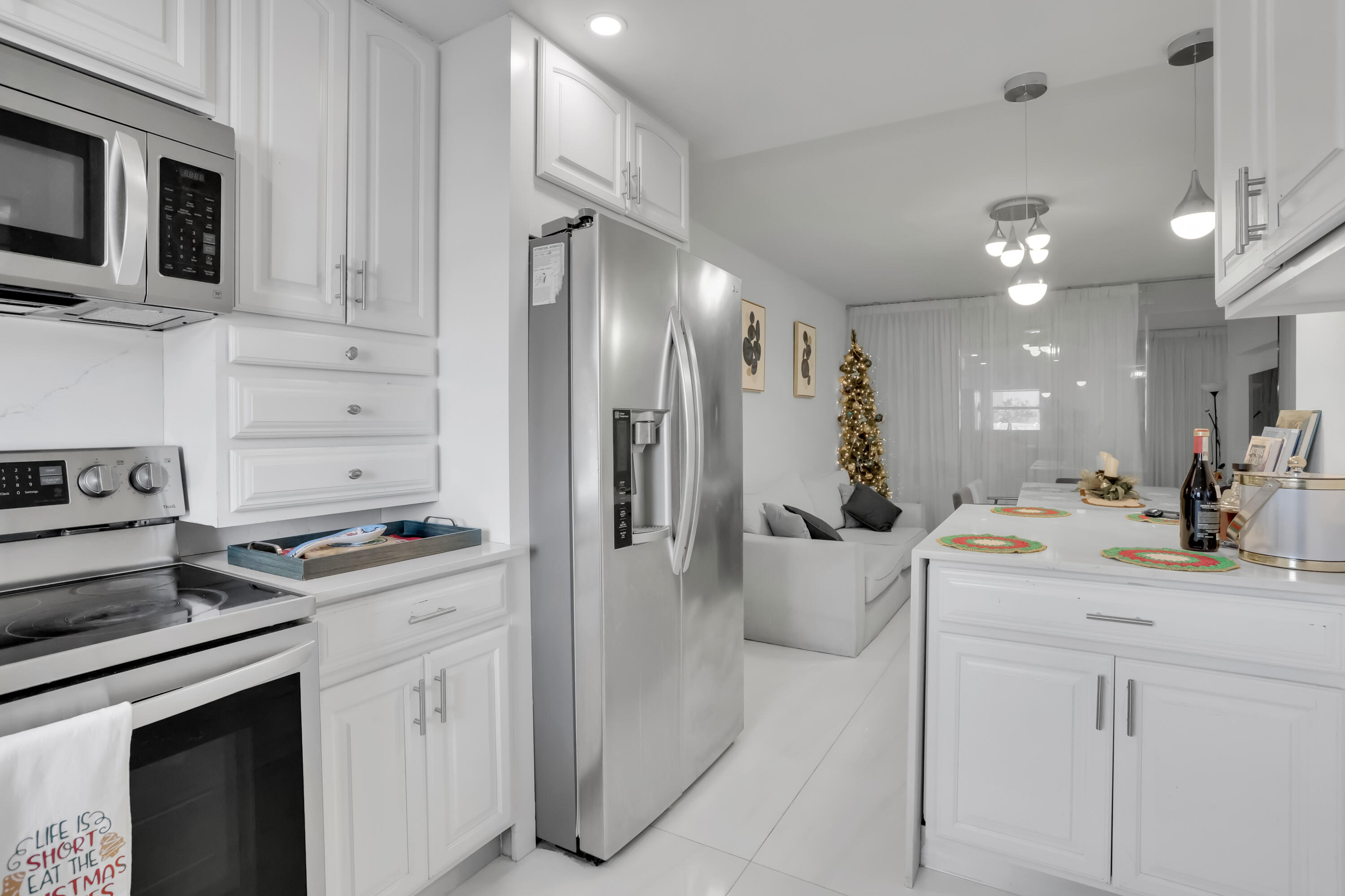700 SE 6th Ave #107 - 700 SE 6th Ave #107, Deerfield Beach, FL 33441 Luxury Property | Jose Angel Pina