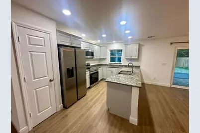 827 SE 6th Street, Stuart, FL 34994 - Photo 5