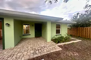 827 SE 6th St, Stuart, FL 34994 - Photo 21