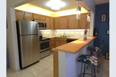 105 Oxford 100, West Palm Beach, FL 33417 - Photo 1