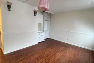 437 Golden Isles Dr, Hallandale Beach, FL 33009 - Photo 23