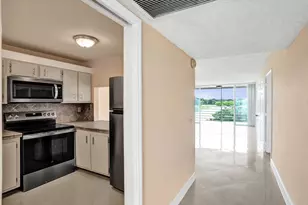 9480 Tangerine Pl, Davie, FL 33324 - Photo 3