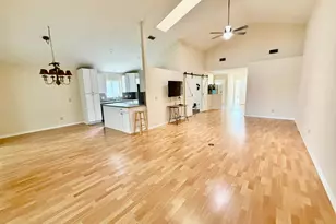 6008 SE Walkers Cay Ct, Stuart, FL 34997 - Photo 5
