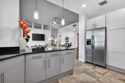 365 SE 6th Avenue #309, Delray Beach, FL 33483 - Photo 13