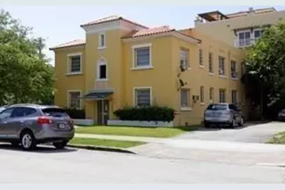 102 Menores Avenue #7, Coral Gables, FL 33134 - Photo 1