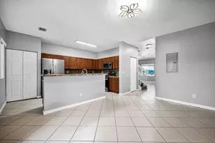 603 W Santa Catalina Cir, North Lauderdale, FL 33068 - Photo 11