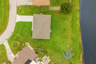 2386 SE Manor Ave, Port Saint Lucie, FL 34952 - Photo 25