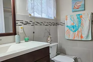 2920 Crosley Dr E, West Palm Beach, FL 33415 - Photo 15