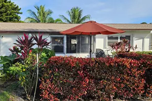 2920 Crosley Dr E, West Palm Beach, FL 33415 - Photo 21