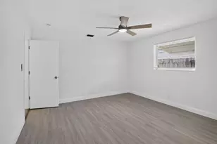 3390 NW 42nd St, Lauderdale Lakes, FL 33309 - Photo 11